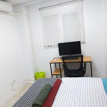 Appartment As A Service. Book It Now Малага Екстер'єр фото
