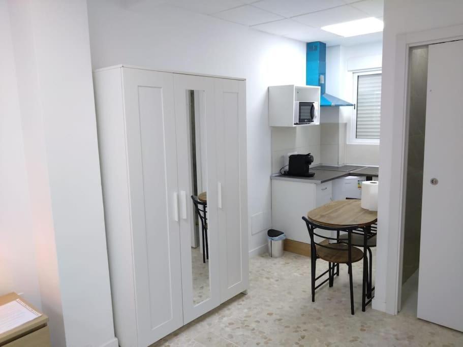 Appartment As A Service. Book It Now Малага Екстер'єр фото